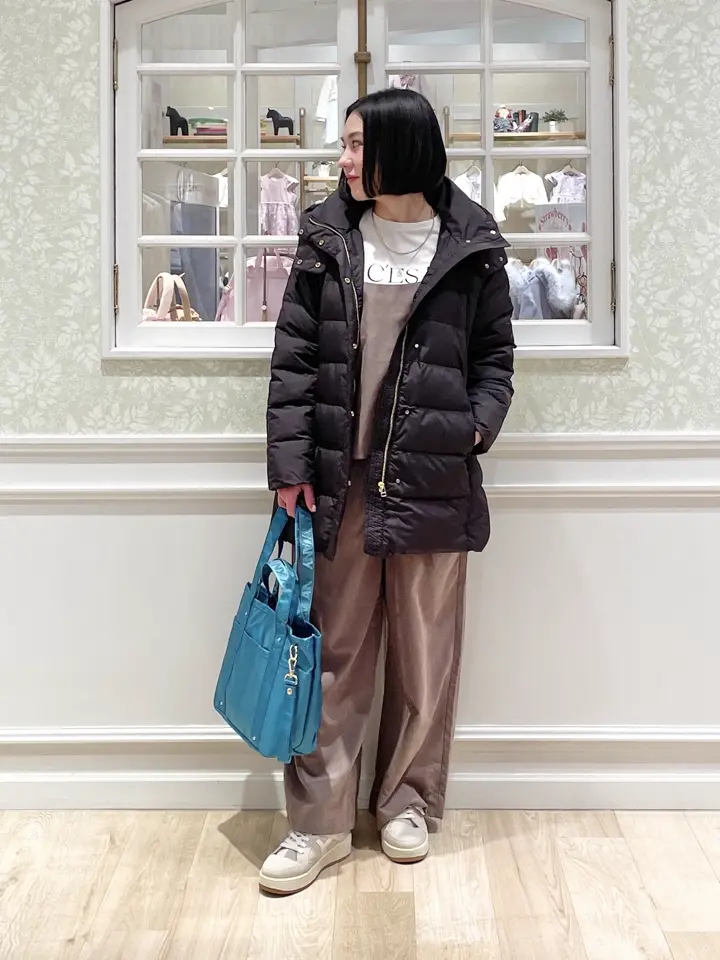 ANY MIKA コーディネート画像