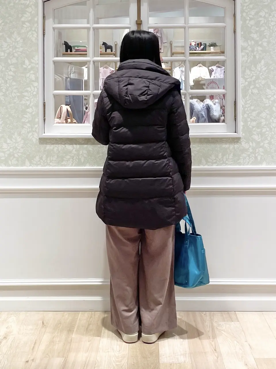 ANY MIKA コーディネート画像