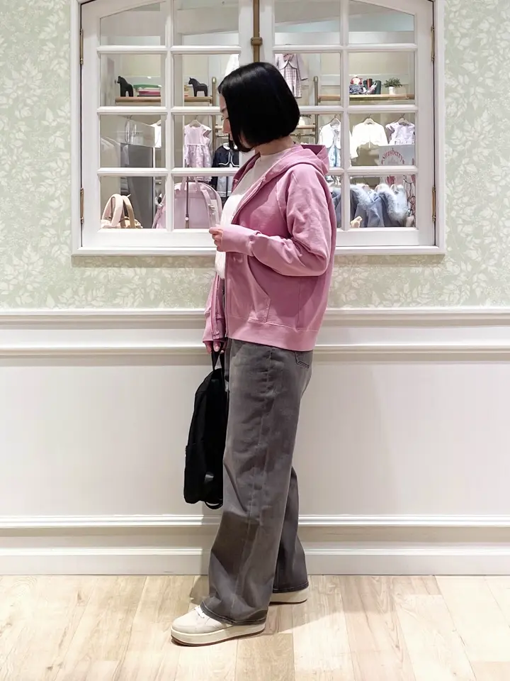 ANY MIKA コーディネート画像