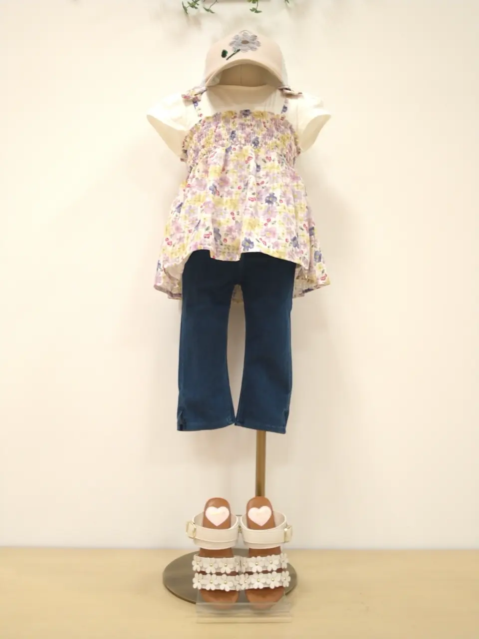 ANY H コーディネート画像