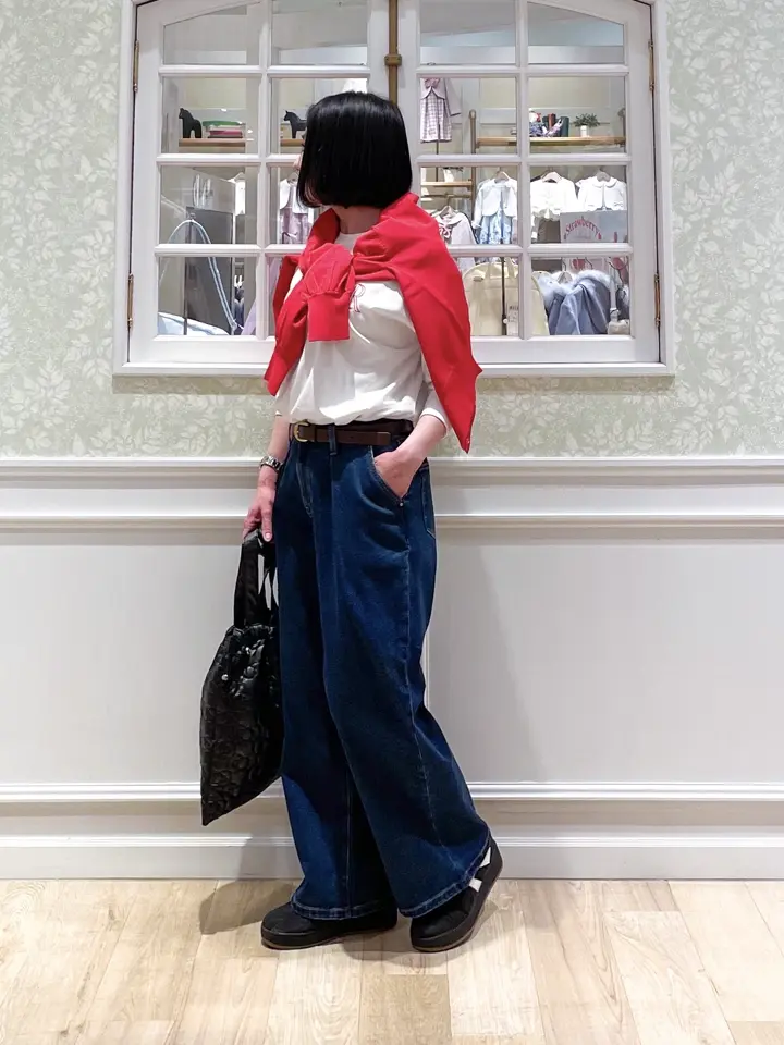 ANY MIKA コーディネート画像