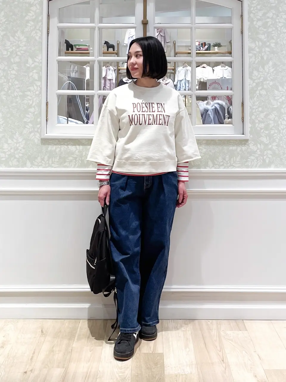  MIKA コーディネート画像