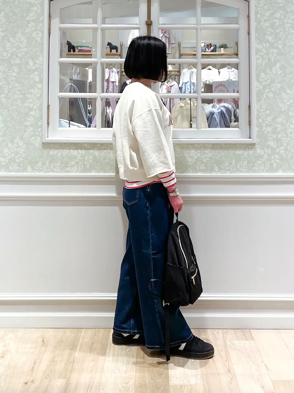 ANY MIKA コーディネート画像