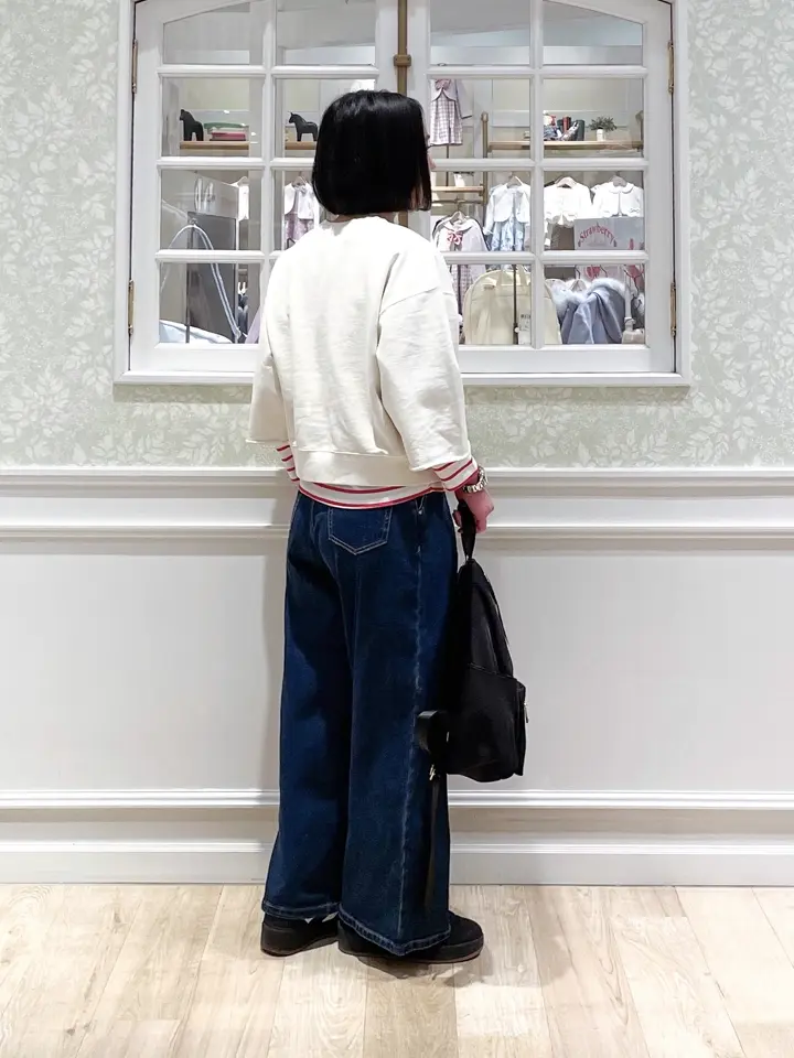 ANY MIKA コーディネート画像