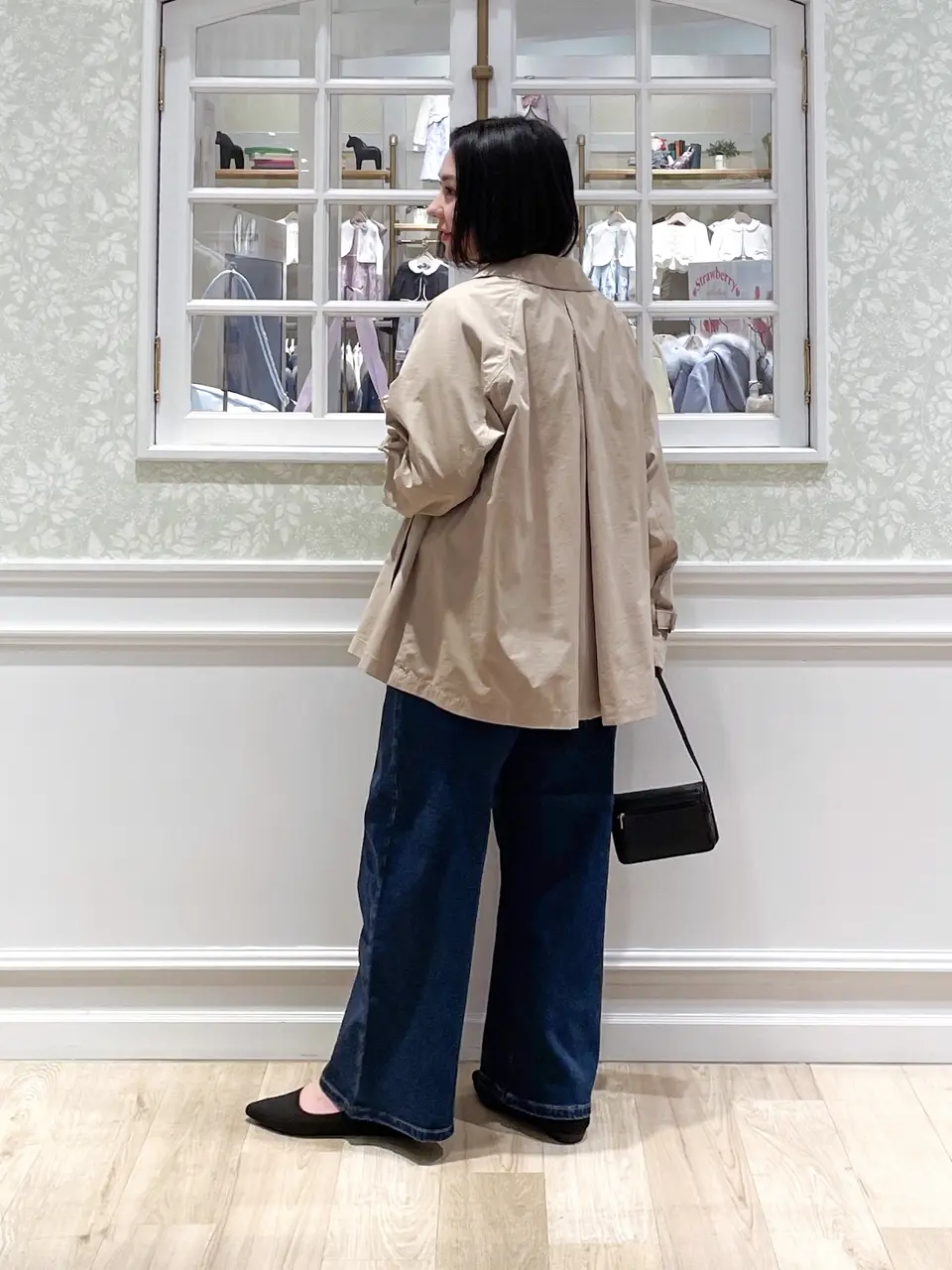 ANY MIKA コーディネート画像