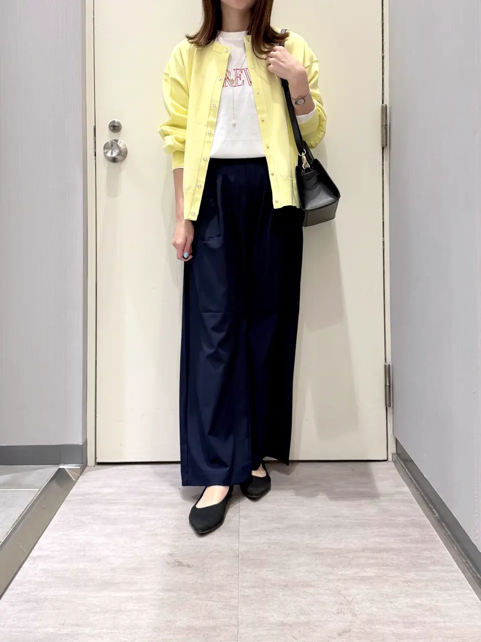 ANY 金井 コーディネート画像