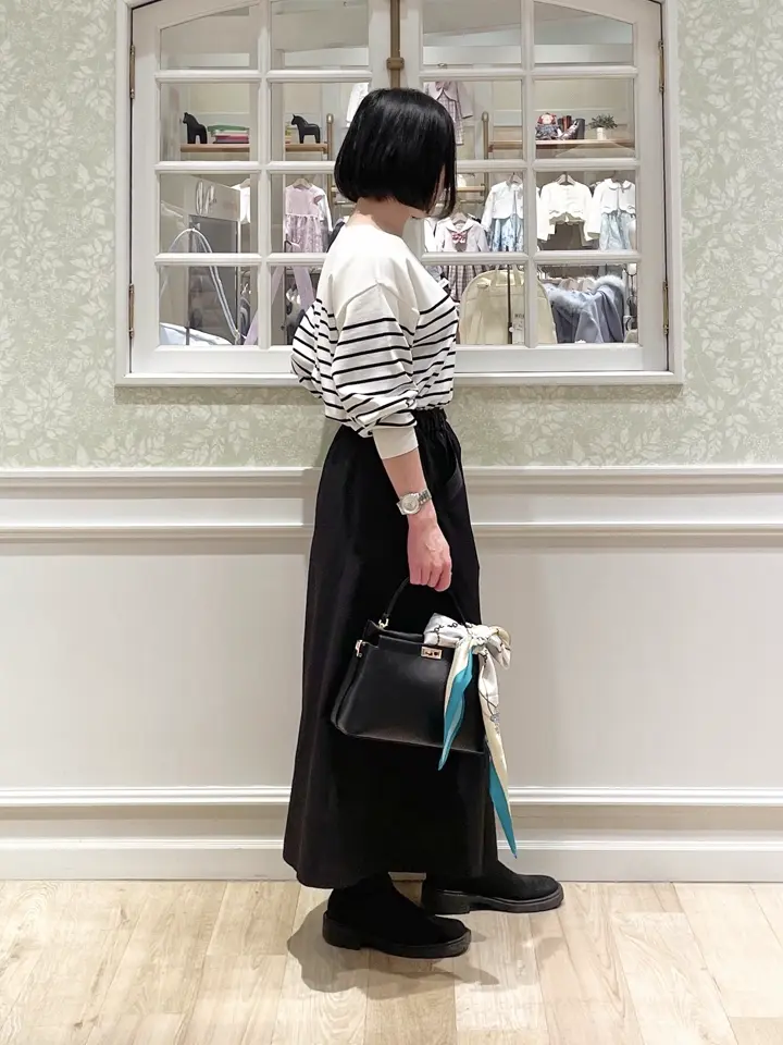 ANY MIKA コーディネート画像