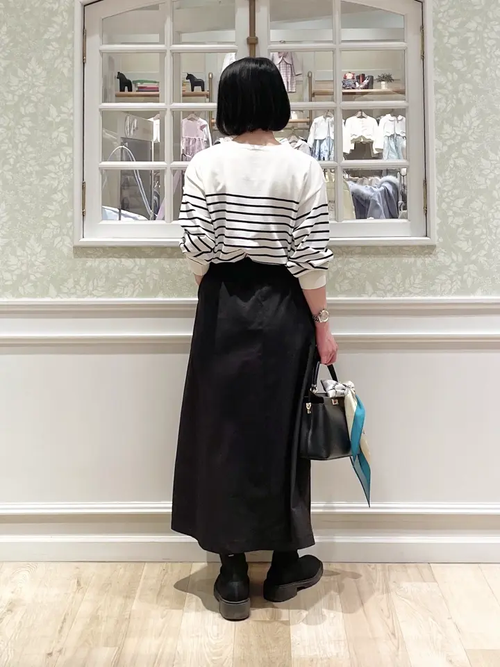 ANY MIKA コーディネート画像