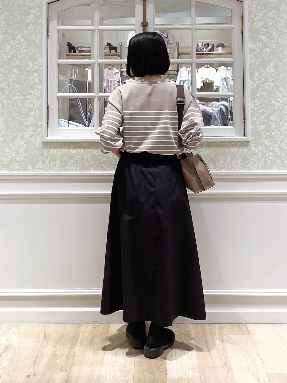 ANY MIKA コーディネート画像