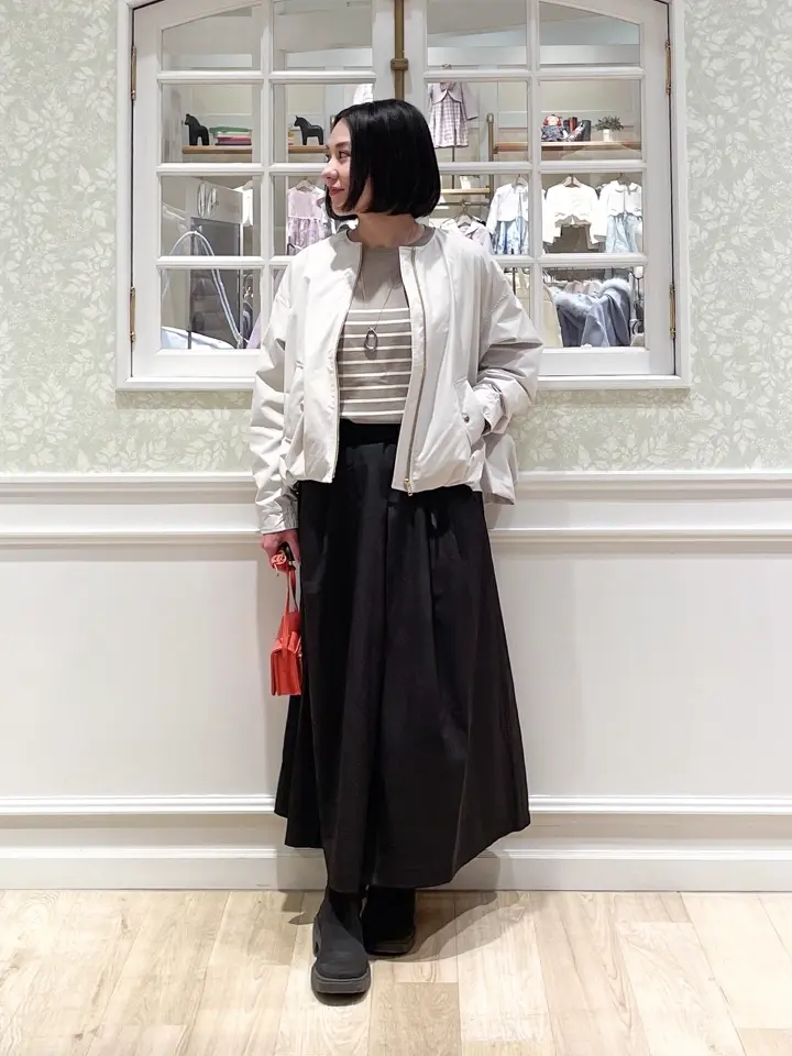 ANY MIKA コーディネート画像