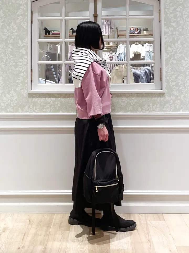 ANY MIKA コーディネート画像