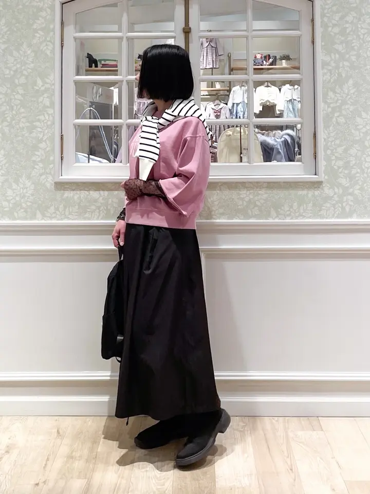 ANY MIKA コーディネート画像