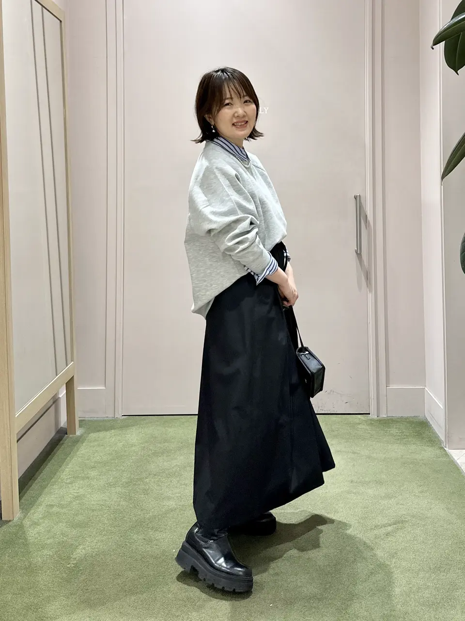 ANY フジコ コーディネート画像