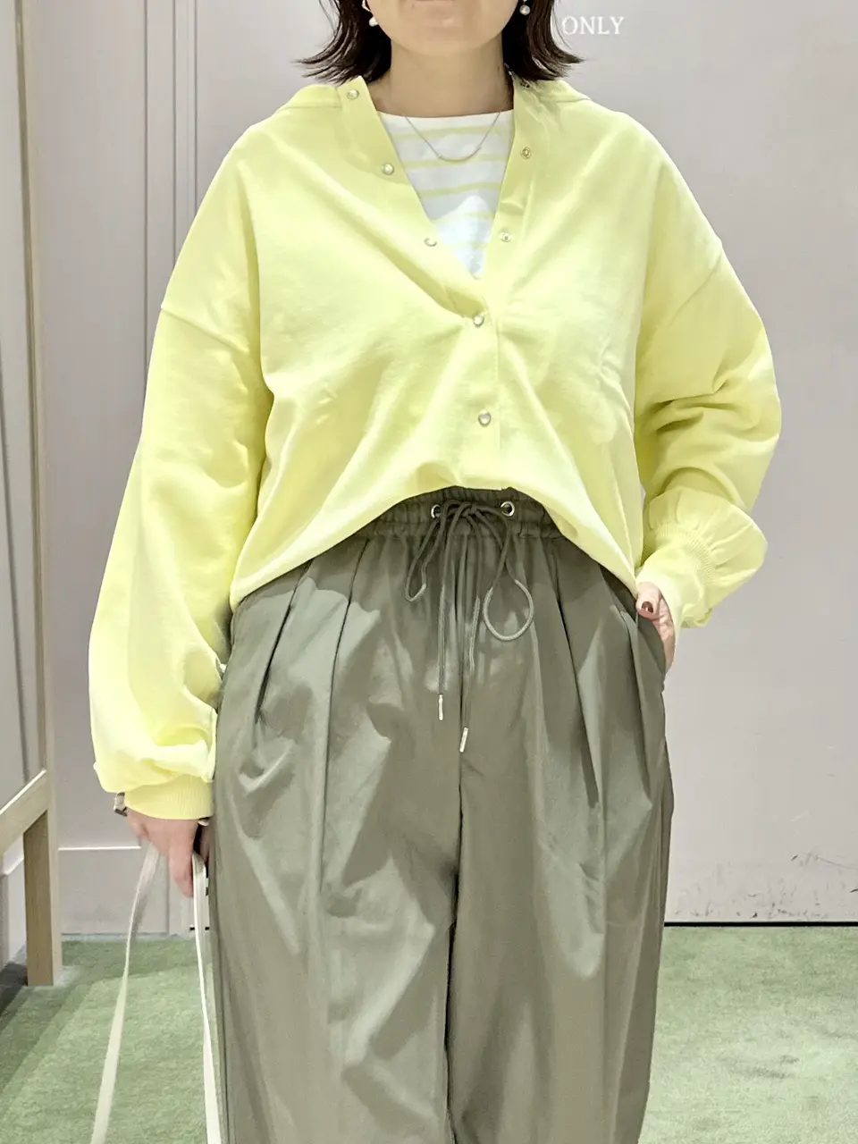 ANY フジコ コーディネート画像