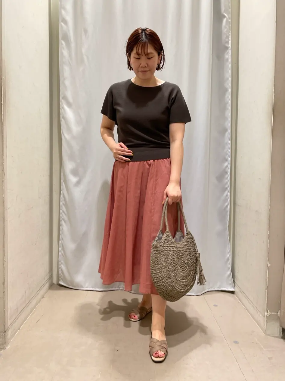 ANY 林 コーディネート画像