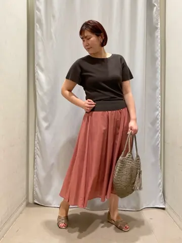 ANY 林 コーディネート画像