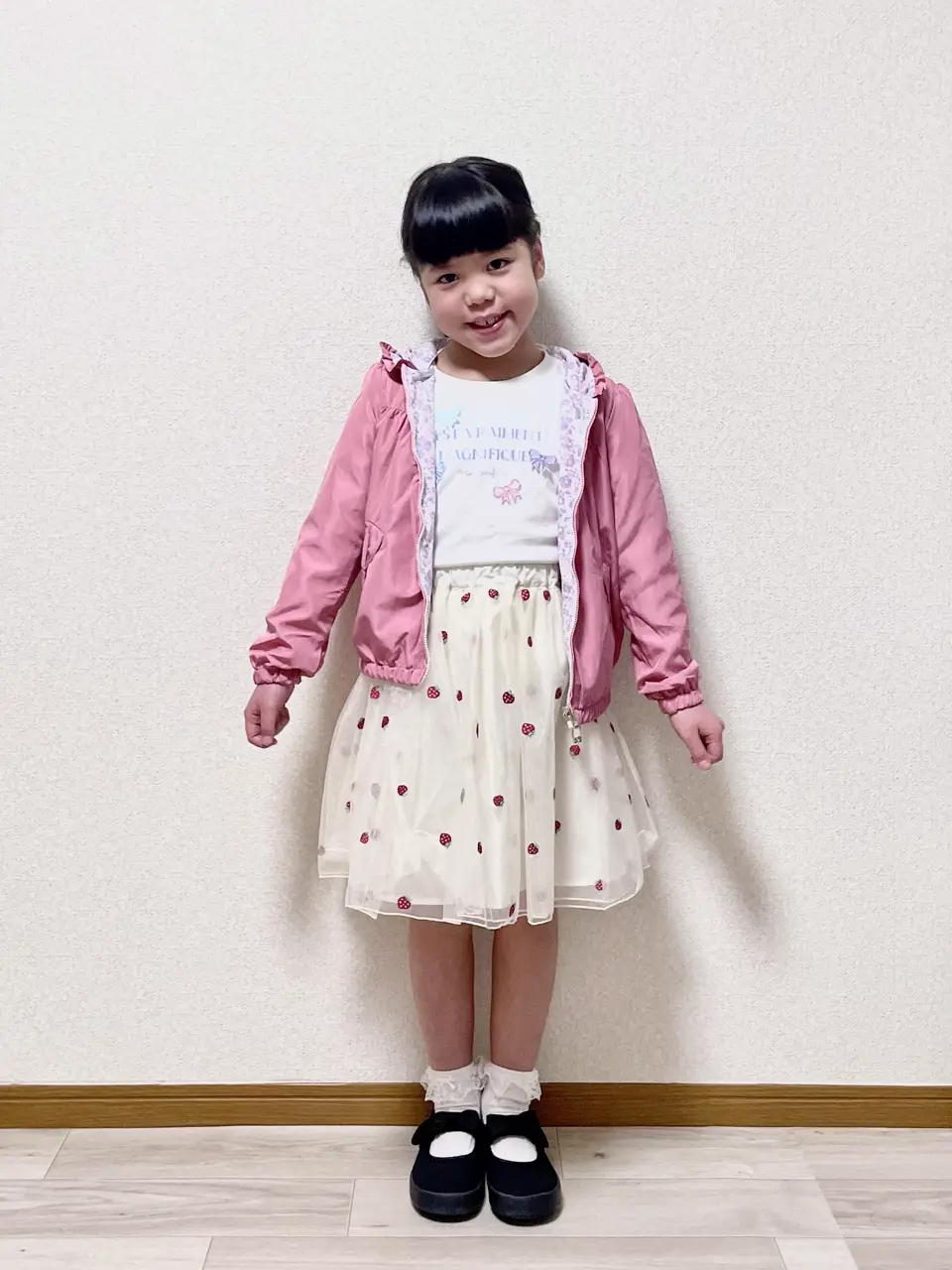 ANY MIKA コーディネート画像