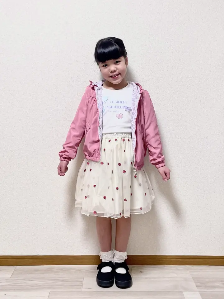 ANY MIKA コーディネート画像