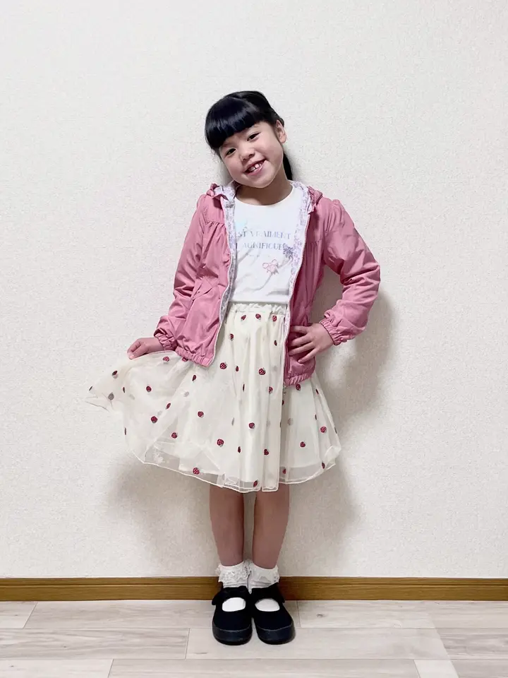 ANY MIKA コーディネート画像