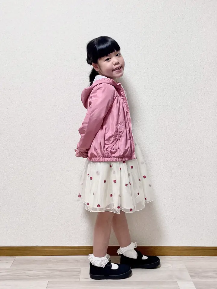 ANY MIKA コーディネート画像