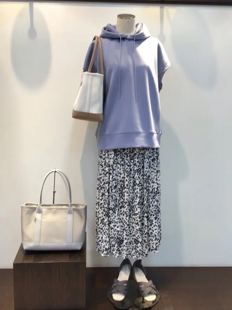 ANY 河村 コーディネート画像