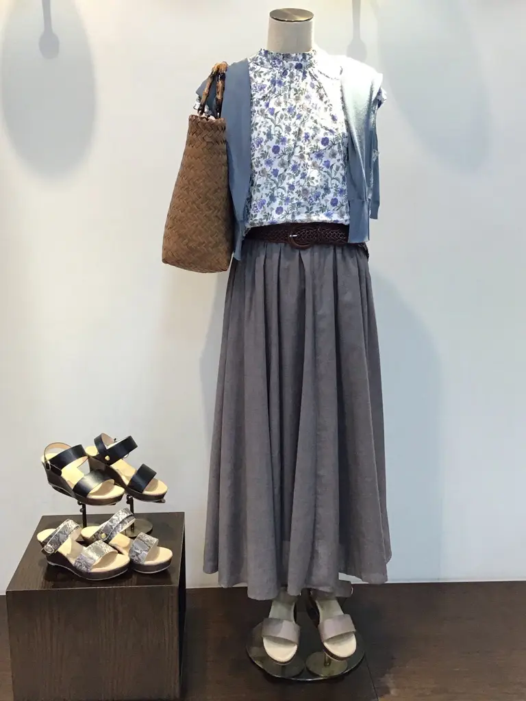 ANY 河村 コーディネート画像