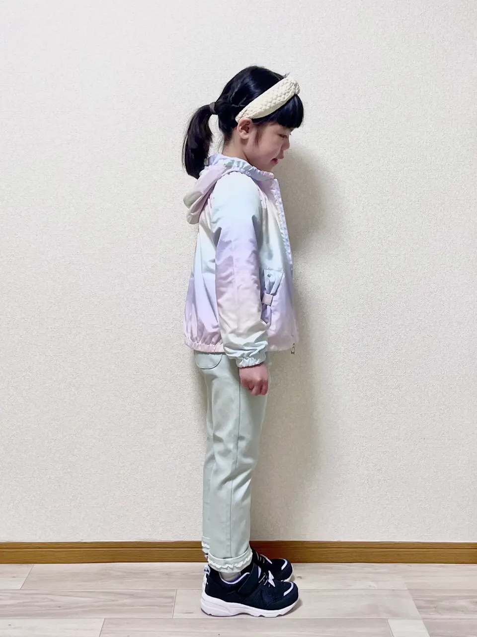 ANY MIKA コーディネート画像