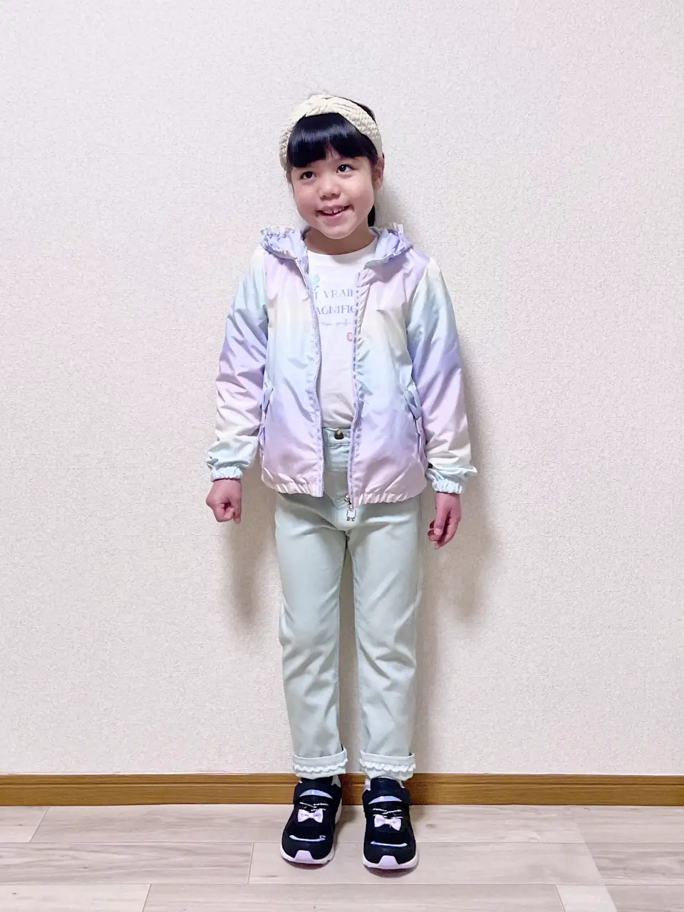 ANY MIKA コーディネート画像