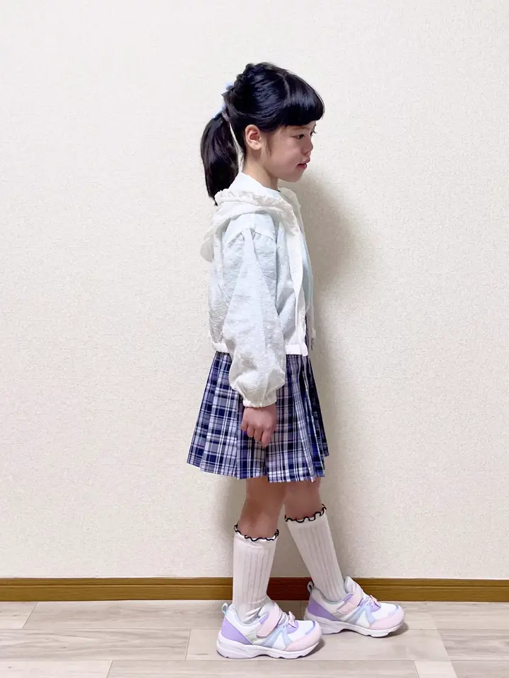 ANY MIKA コーディネート画像