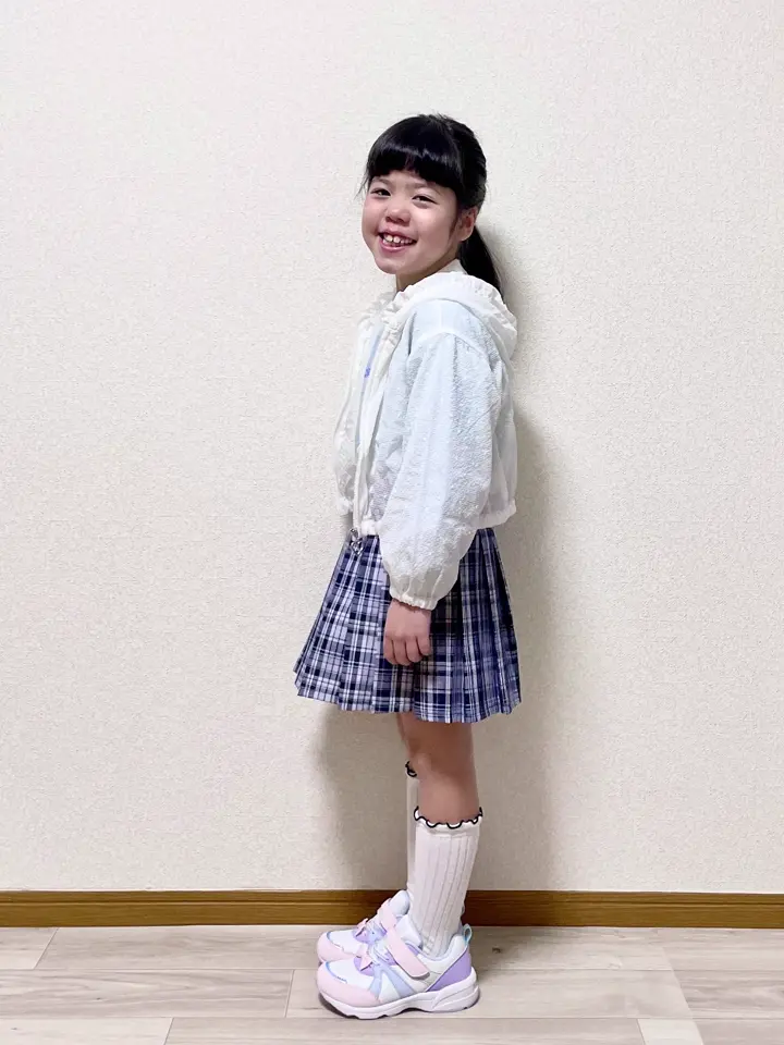 ANY MIKA コーディネート画像