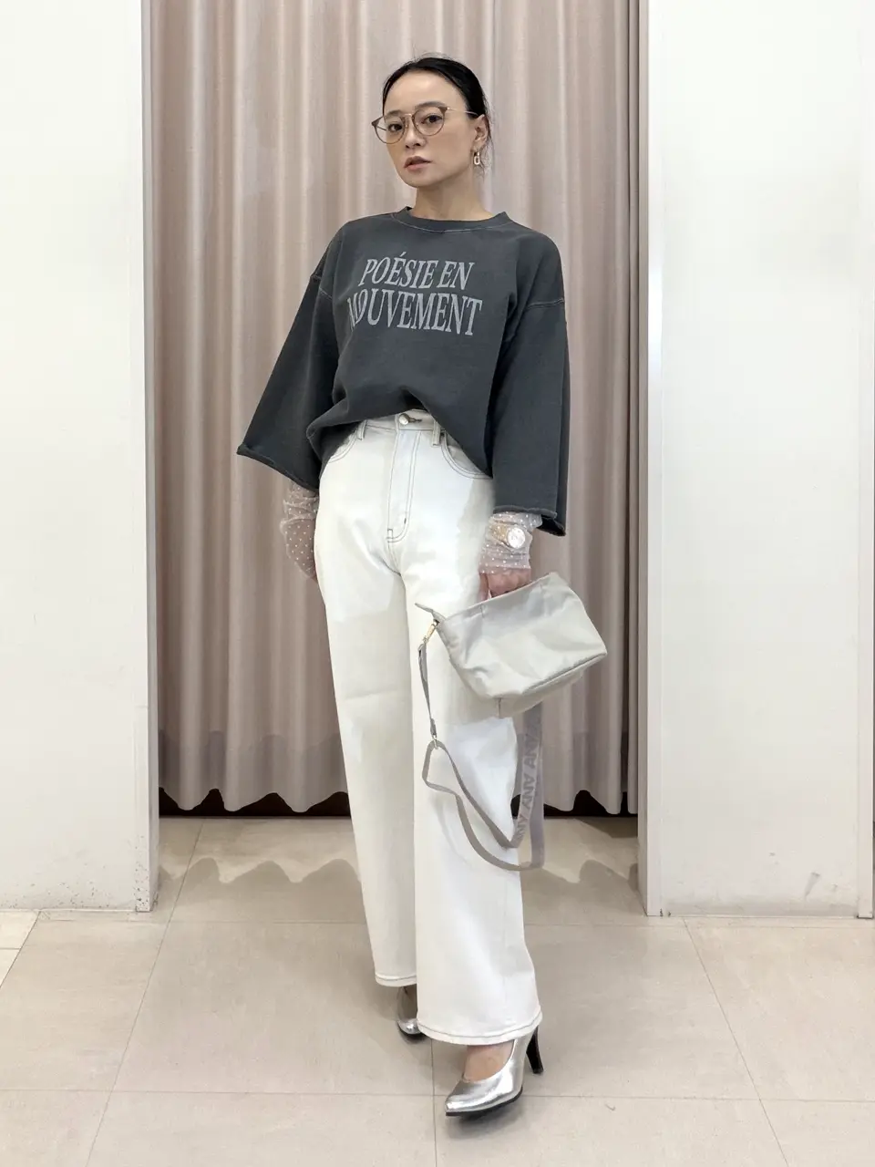  ナラ コーディネート画像