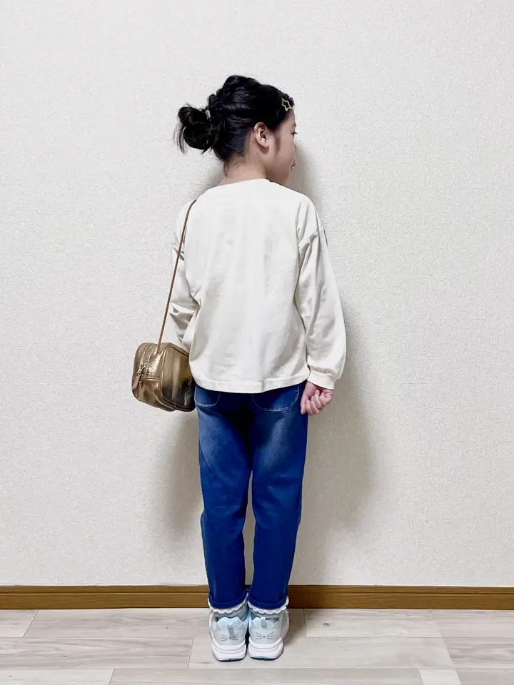 ANY MIKA コーディネート画像