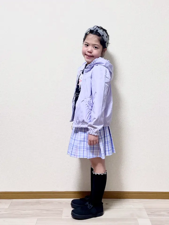 ANY MIKA コーディネート画像