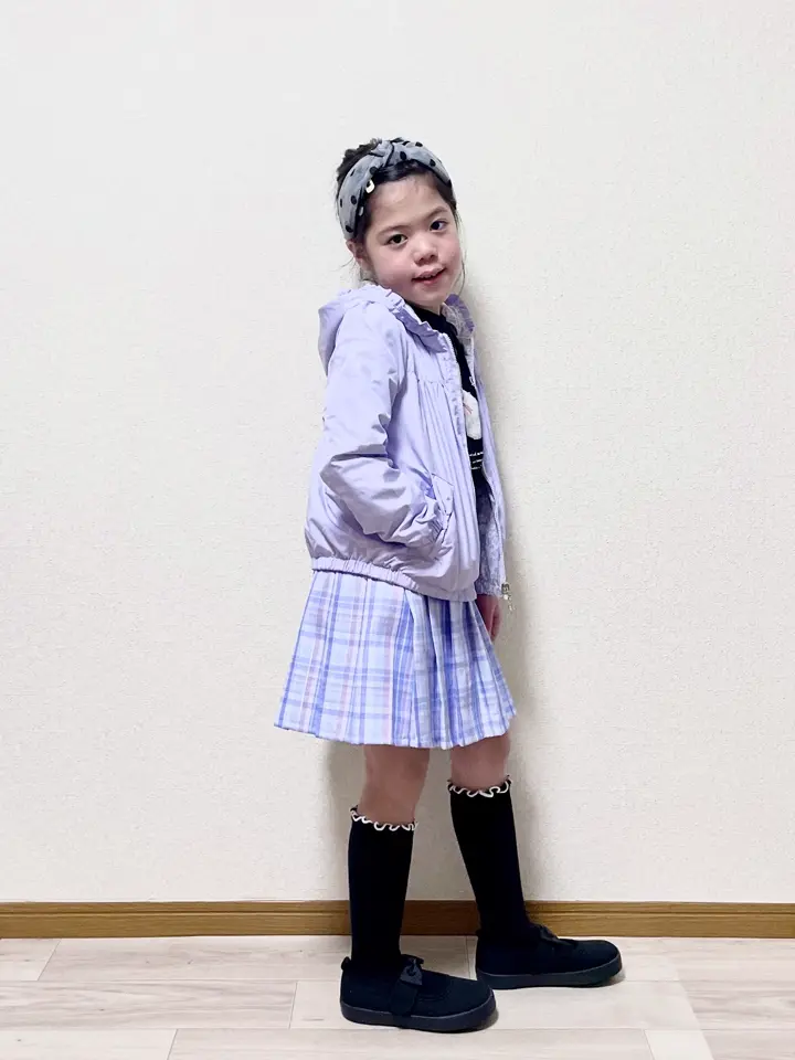 ANY MIKA コーディネート画像