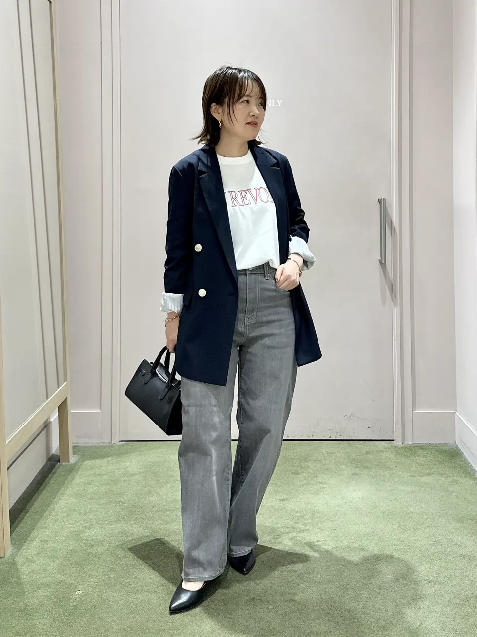 ANY フジコ コーディネート画像