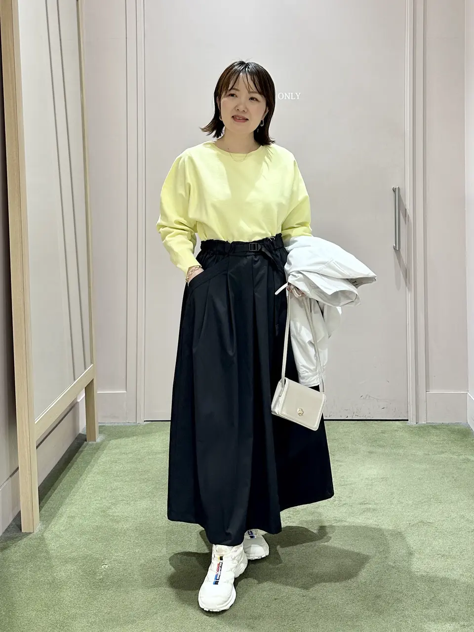 ANY フジコ コーディネート画像