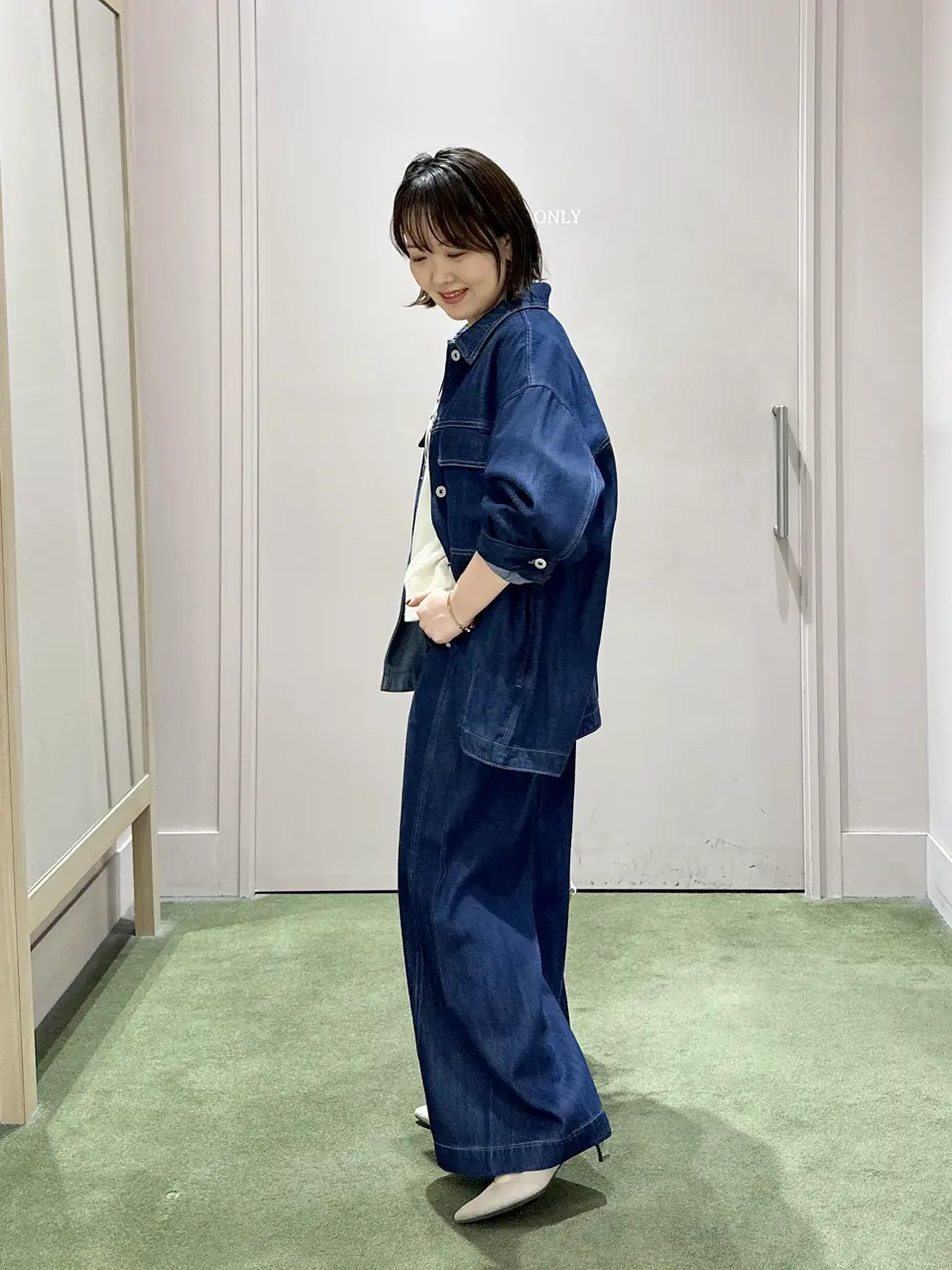 ANY フジコ コーディネート画像