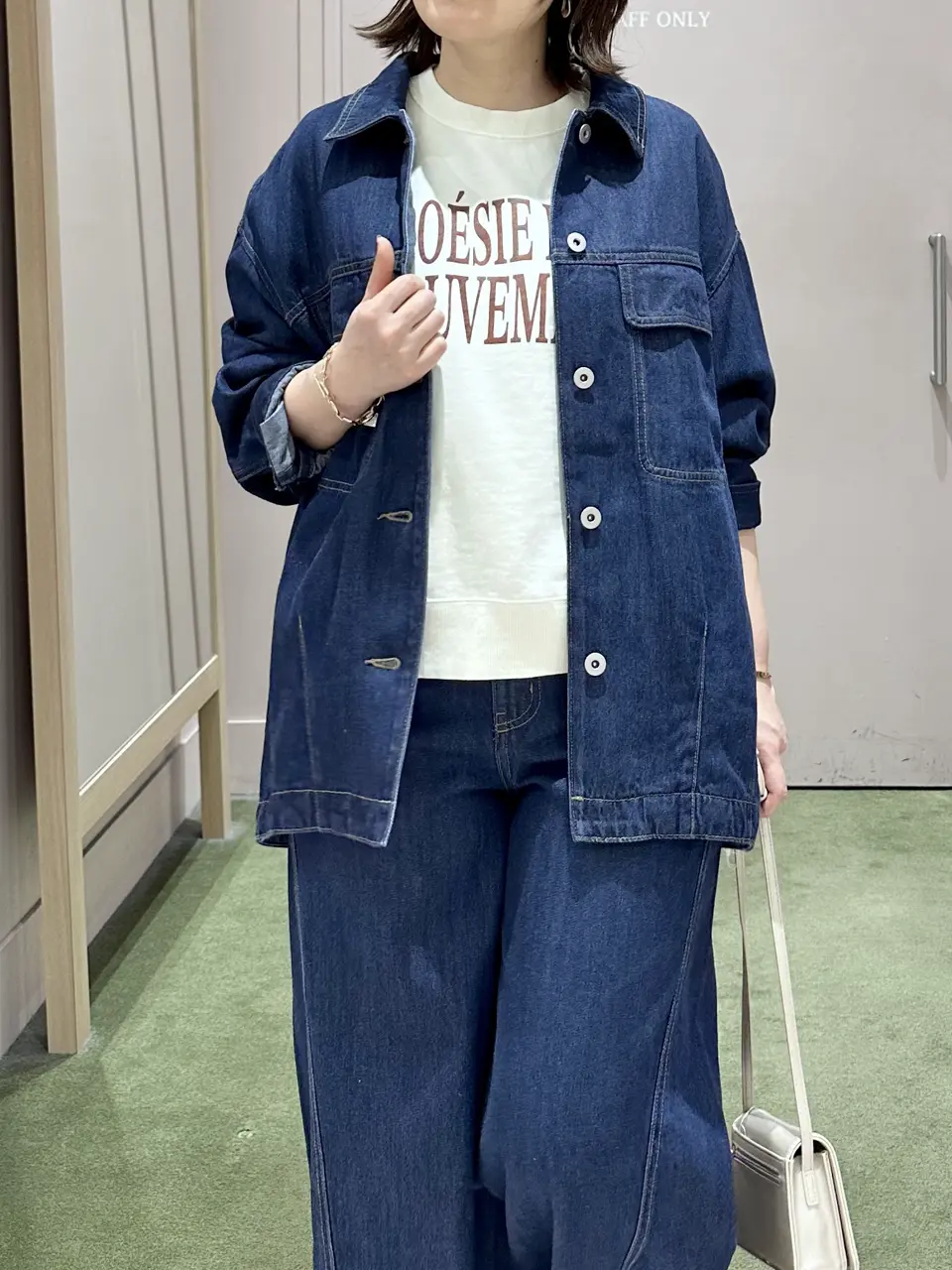 ANY フジコ コーディネート画像