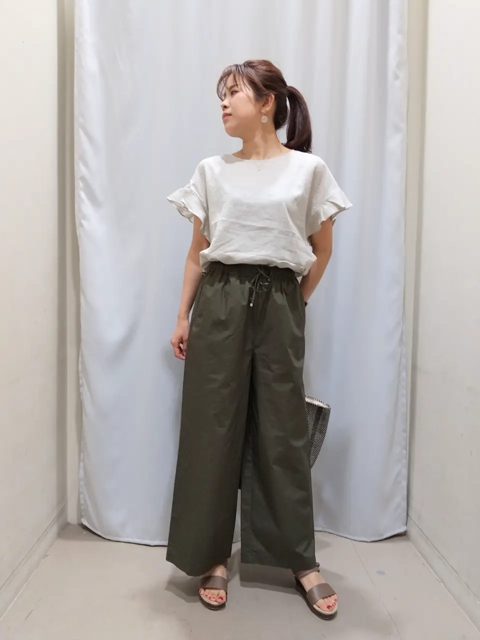 ANY 榎本 コーディネート画像