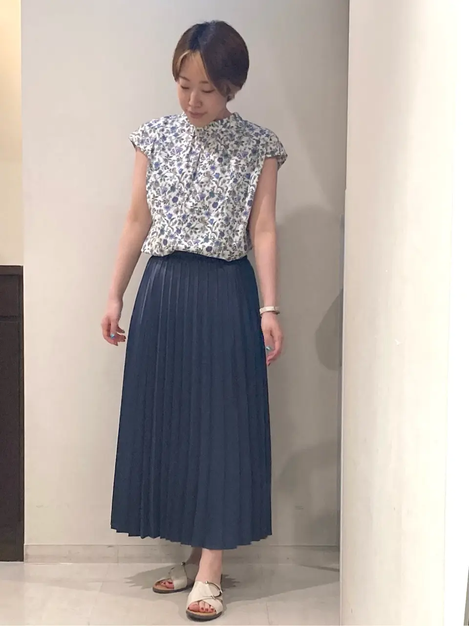 ANY 河本 コーディネート画像