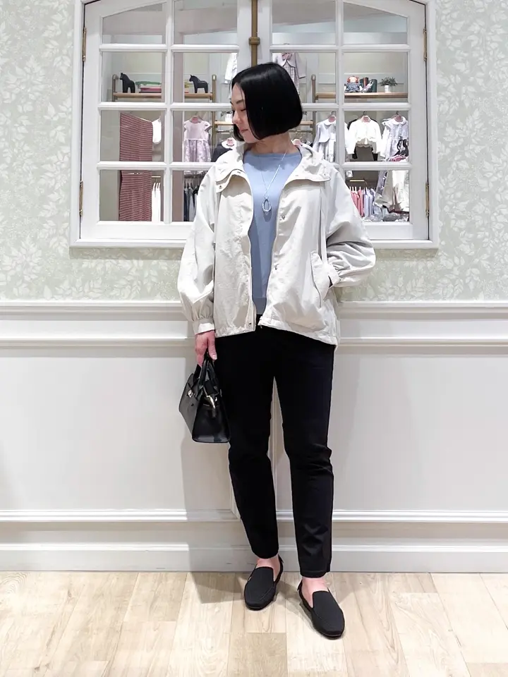 ANY MIKA コーディネート画像