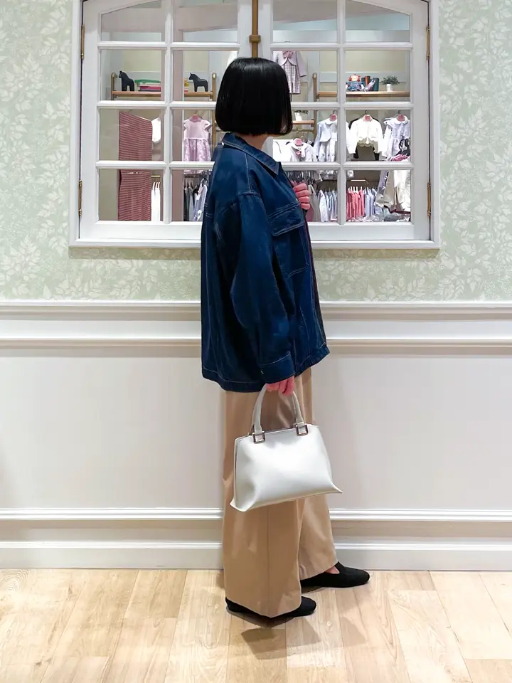 ANY MIKA コーディネート画像