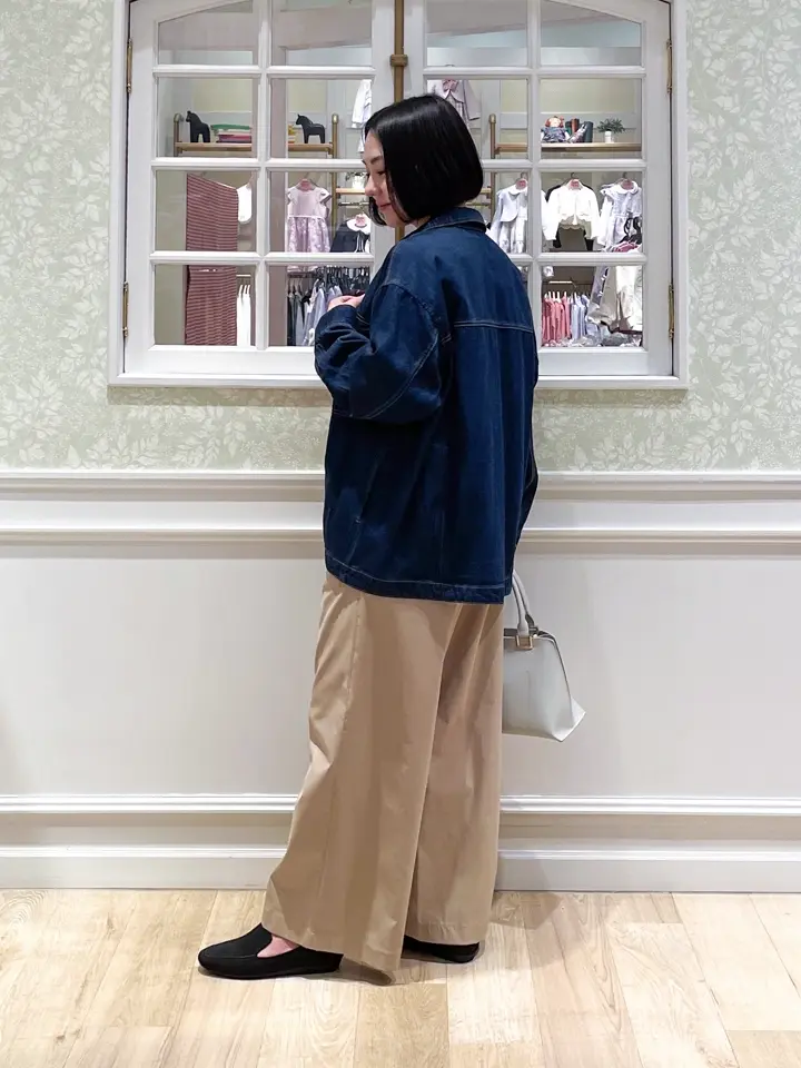 ANY MIKA コーディネート画像