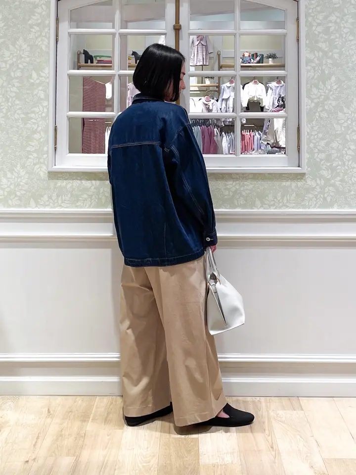 ANY MIKA コーディネート画像