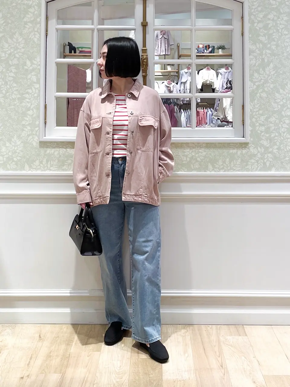  MIKA コーディネート画像