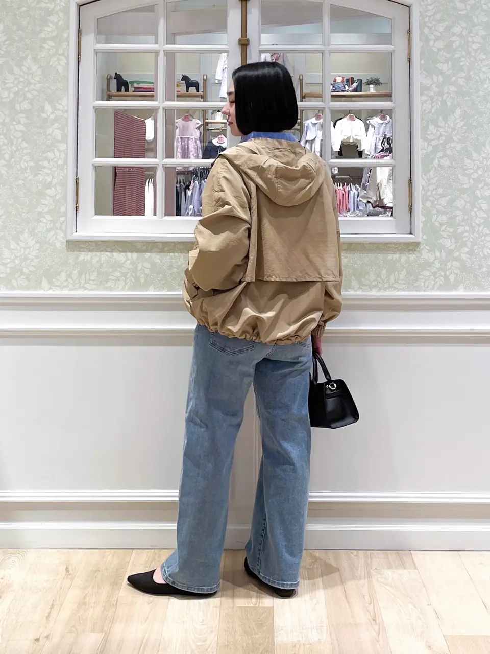 ANY MIKA コーディネート画像