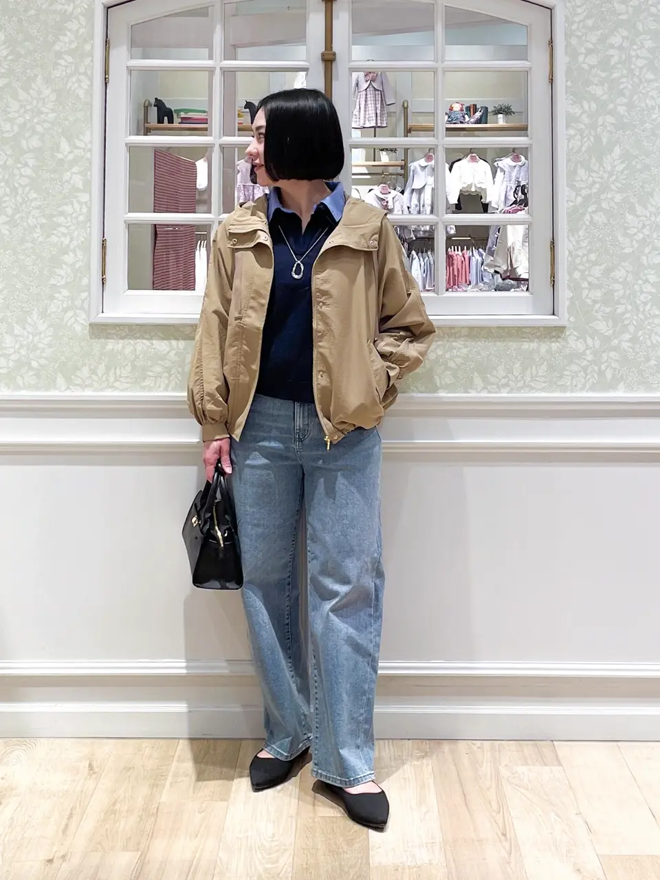 ANY MIKA コーディネート画像