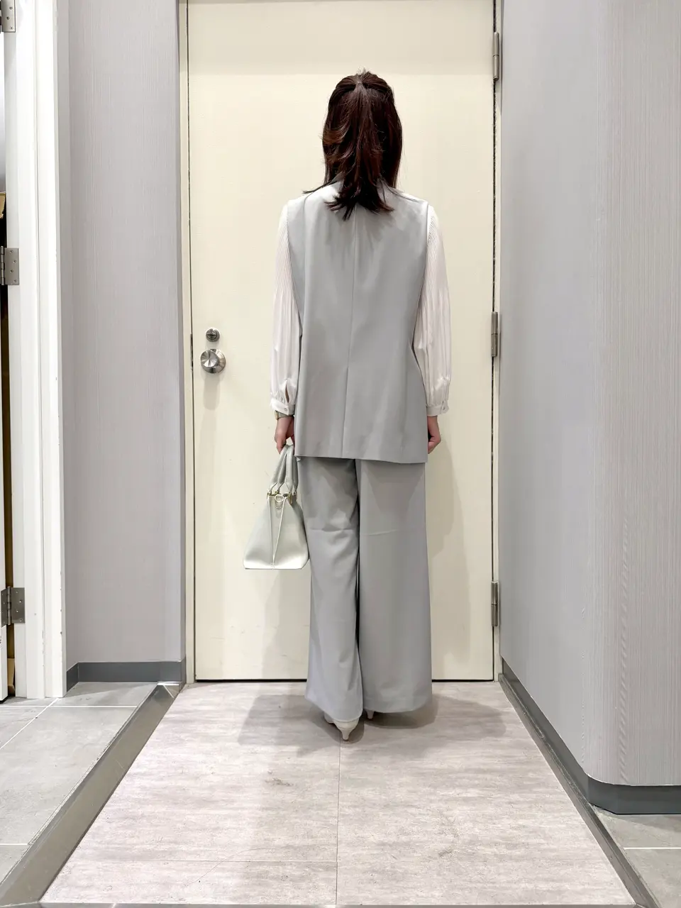 ANY 金井 コーディネート画像