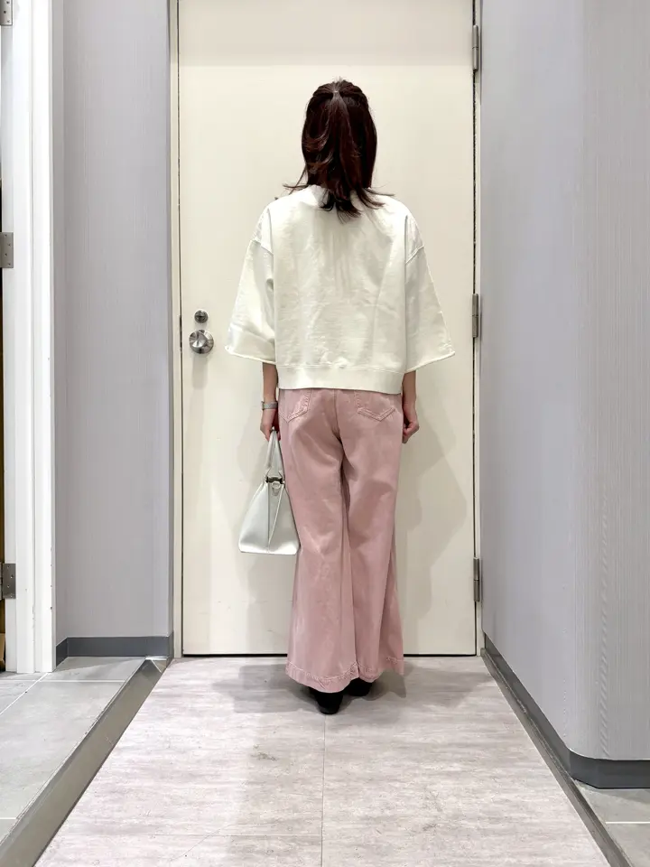 ANY 金井 コーディネート画像