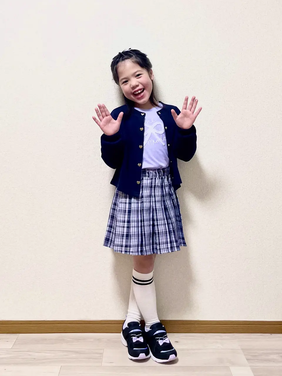  MIKA コーディネート画像